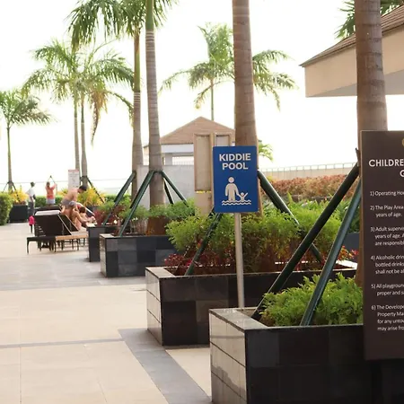 Barefoot Sanctuary At The Coast